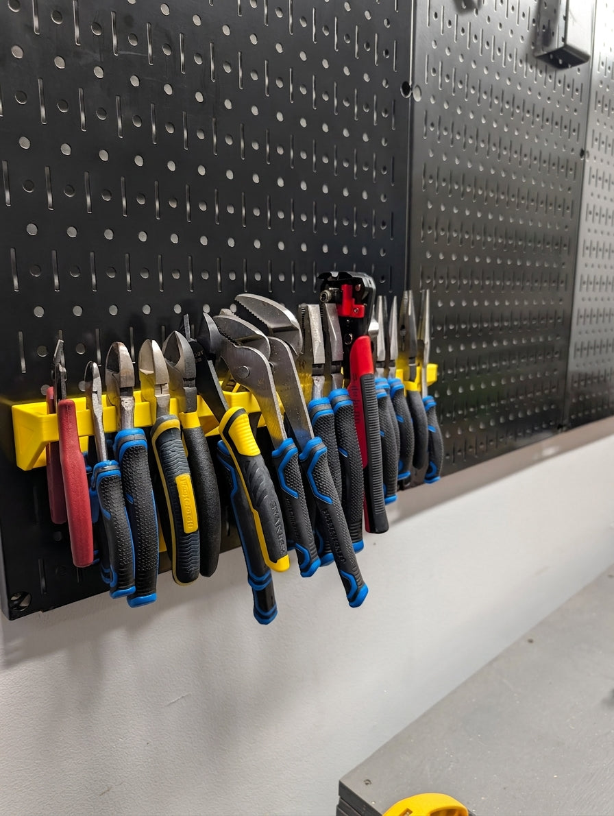 Pliers Holder for Wall Control